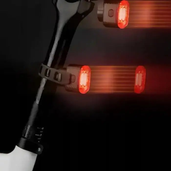 Rockbros Q2S LED Rear Bike Light with Smart Stop System + USB-C - USB-A Cable - Black Фото num
