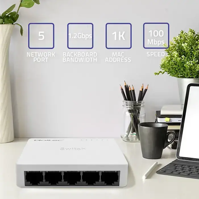 Qoltec Network SWITCH | 5 x RJ45 port | 100Mbps | Fast Ethernet | LAN Photo