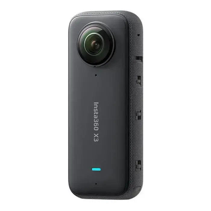 Insta360 X3 Creator Kit Photo