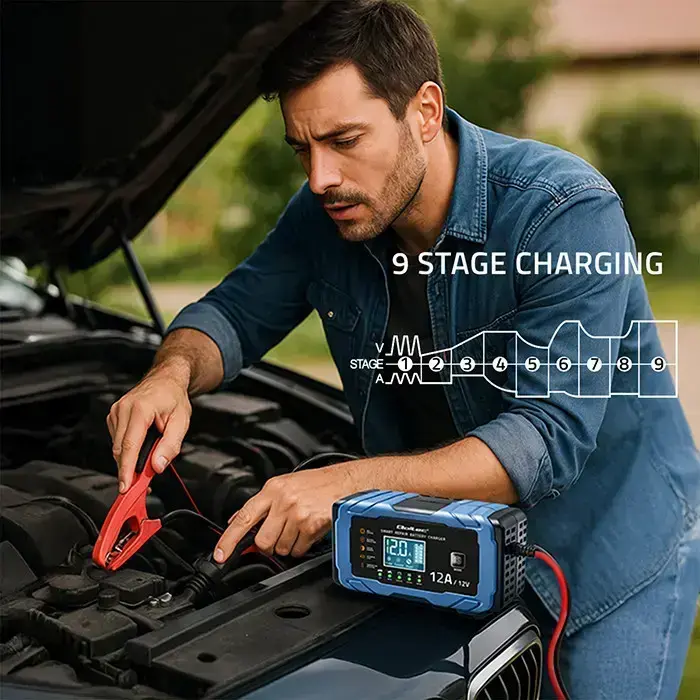 Qoltec Intelligent microprocessor charger 12V 12A | Rectifier with repair function | AGM GEL LiFePO4 | 9-stage charging  Photo