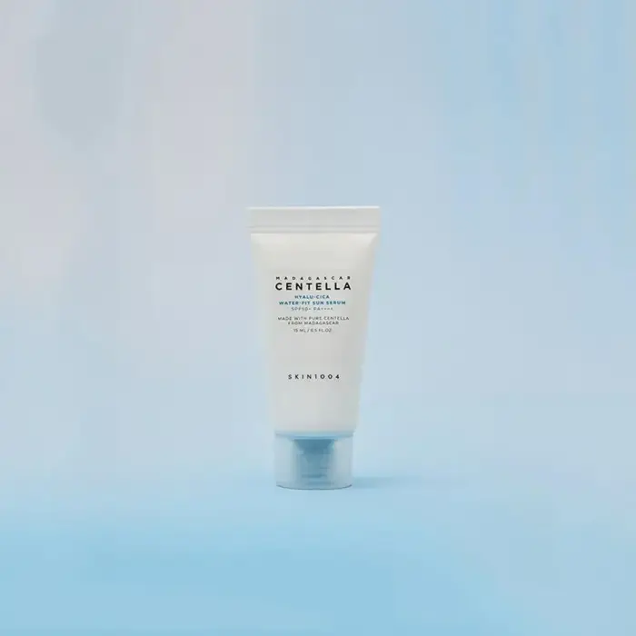 Skin1004 Madagascar Centella Hyalu-Cica Water-Fit Sun Spf50+ Face Cream Foto 2