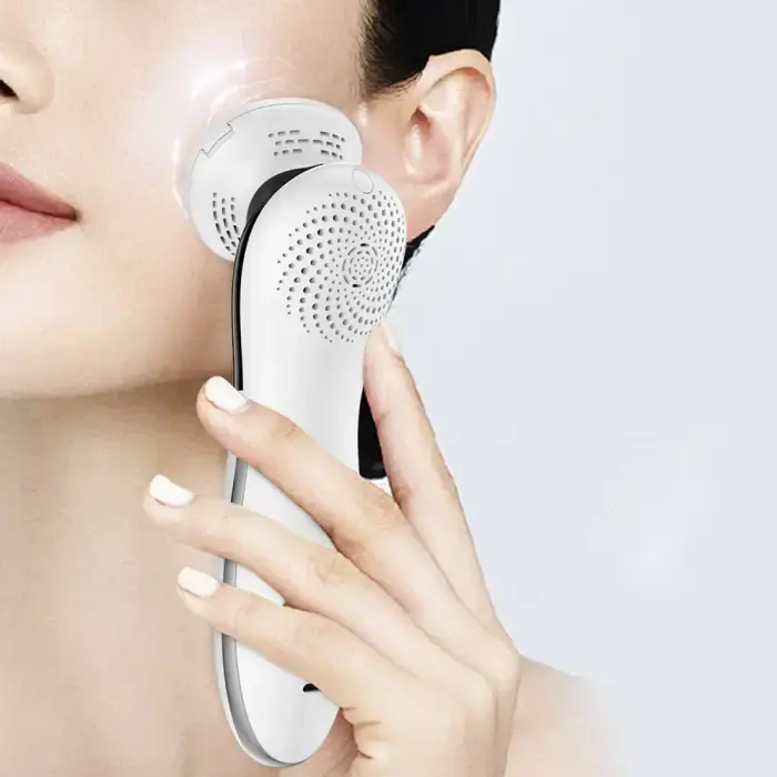 MAXGROOM D849 9-in-1 facial massager with care functions - white Фото num