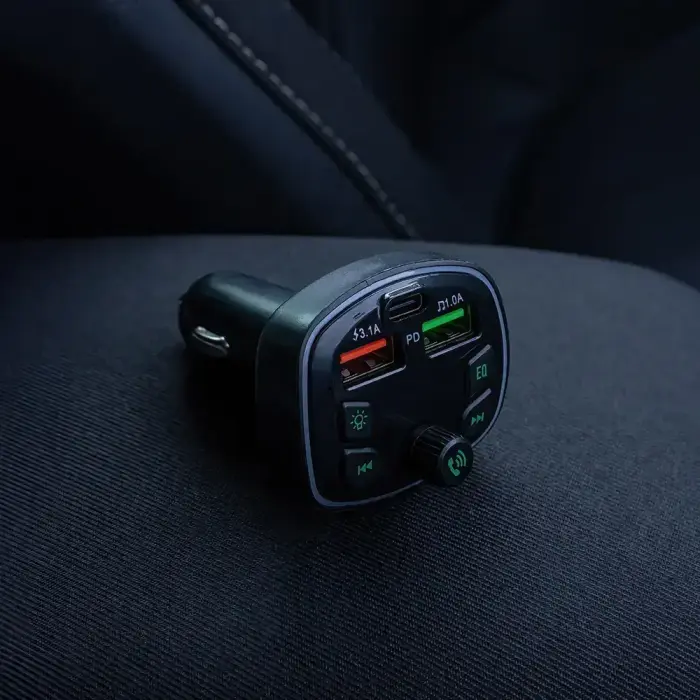 Forever FM transmitter Bluetooth TR-360 black Foto 4