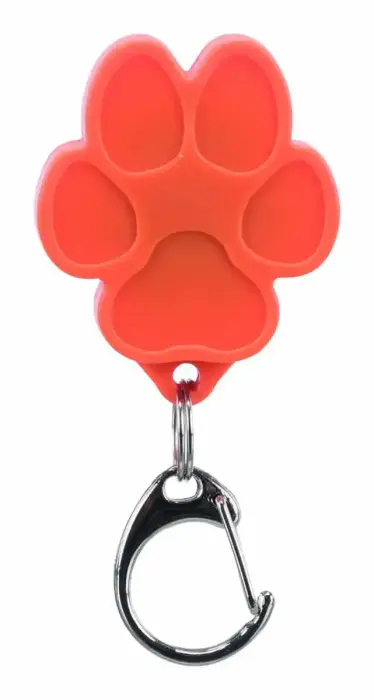 Reflective charm : Trixie Flasher for dogs, USB, 3.5 × 4.3 cm Photo