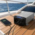 Qoltec Pure Sine Wave Inverter with UPS | 12V to 230V | 1000/2000W | LCD | USB | USB-C | Compatible with LiFePO4 GEL AGM  Foto 7