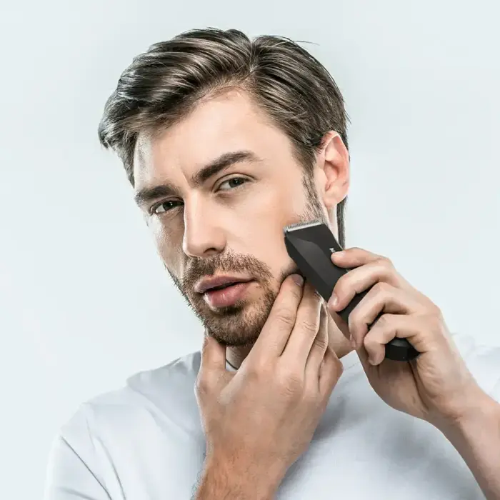 MAXGROOM RFCD-9087 multifunctional trimmer with LED light - black Photo