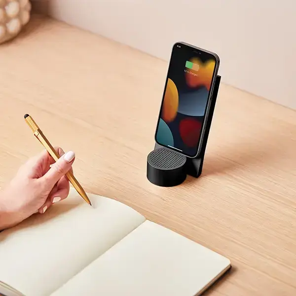 Lexon City Energy Pro 10W Wireless Charger with Bluetooth Speaker black LD145N Foto 4