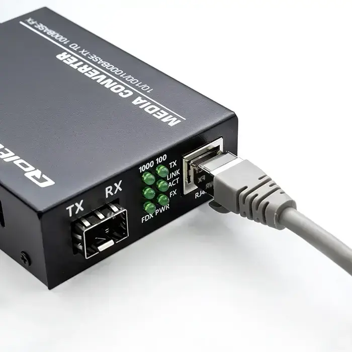 Qoltec Bidirectional Ethernet SWITCH Media Converter 1x RJ45 1x SFP| 1000Mbps | 5V Foto 20