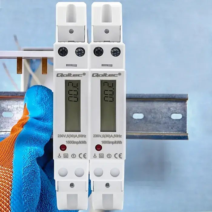 Qoltec Single-phase electronic meter | DIN rail energy consumption meter | 230V | 30A | LCD | 1P Фото num