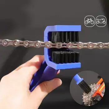 Bike chain brush blue Photo