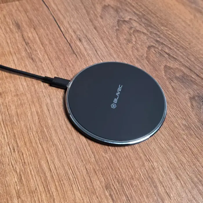 Blavec Induction charger BQI-06 Qi 15W UniCharge (BQI06-QIB) matte black Фото num